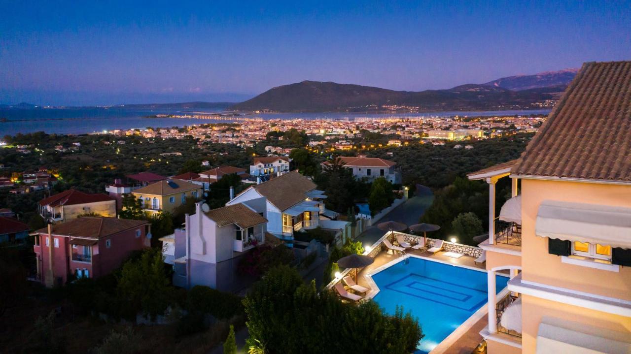 Niver Luxury Suites Lefkada City Exterior photo